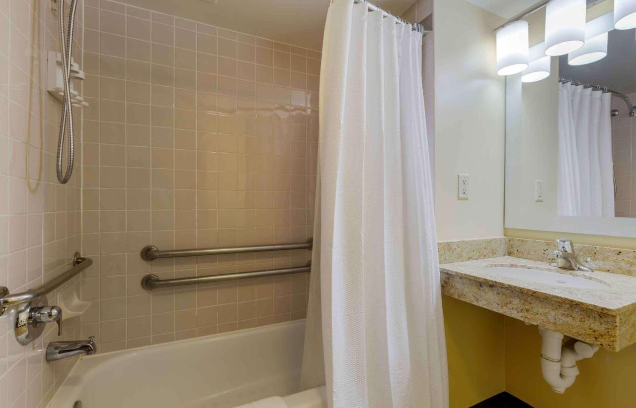Extended Stay America Suites - Chantilly - Dulles Экстерьер фото
