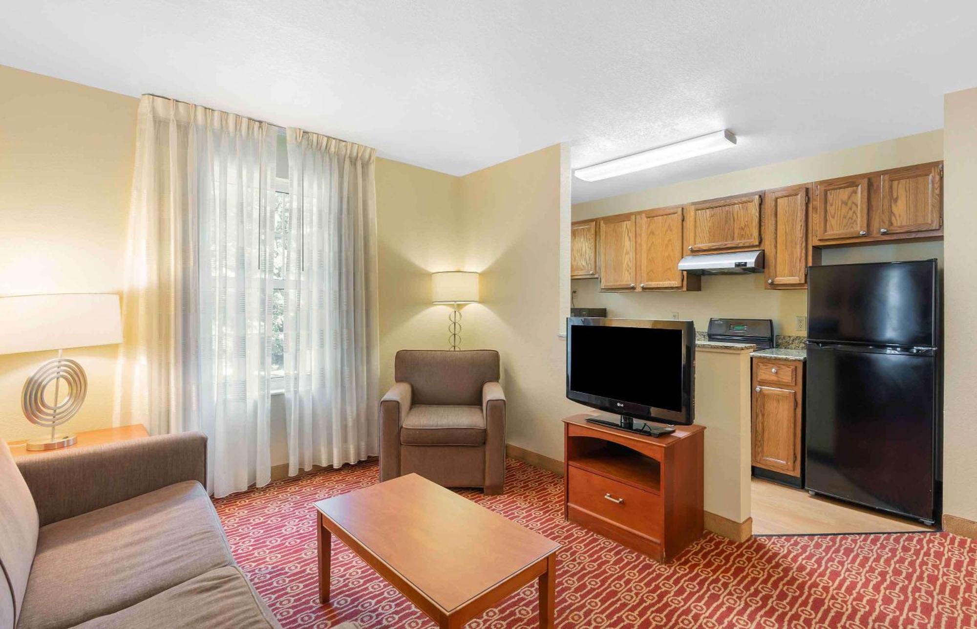 Extended Stay America Suites - Chantilly - Dulles Экстерьер фото